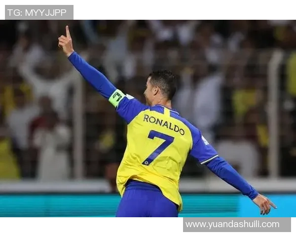 全球足球巨星因疫情影响纷纷失业引发行业危机与未来发展思考