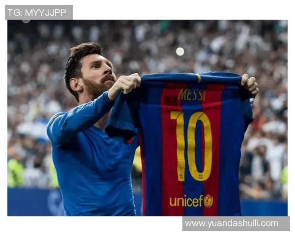 全球最著名的足球明星背后的故事与成就解析