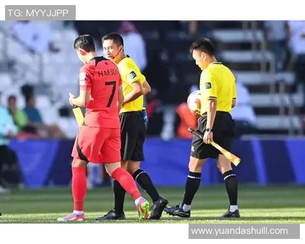 日本足球明星中谁的实力最为出众引发球迷热议与讨论